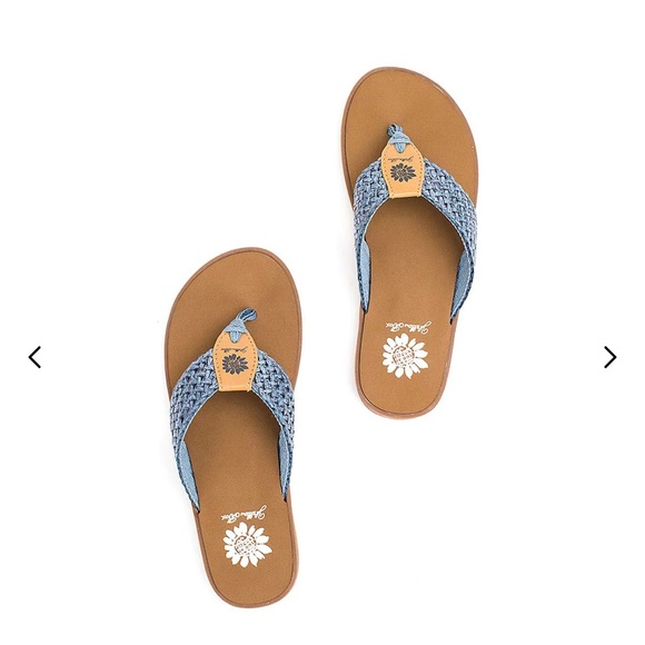 Sandals 🩴 - Picture 6 of 6